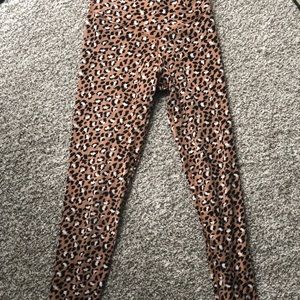Aerie chill play leopard leggings!